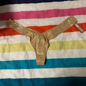 BNWT XL Skims Thong